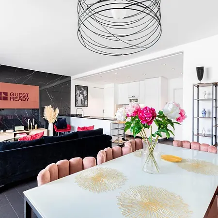 Guestready - View Of The Eiffel Tower Ideal For 2 París